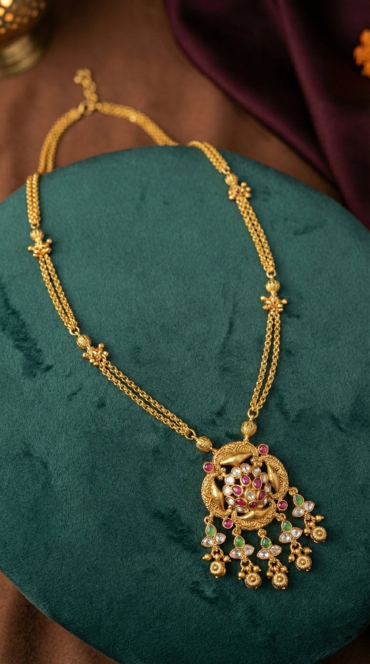Alternate styling layout profile of Vasumati Antique Gold look Chain Pendant Necklace Set