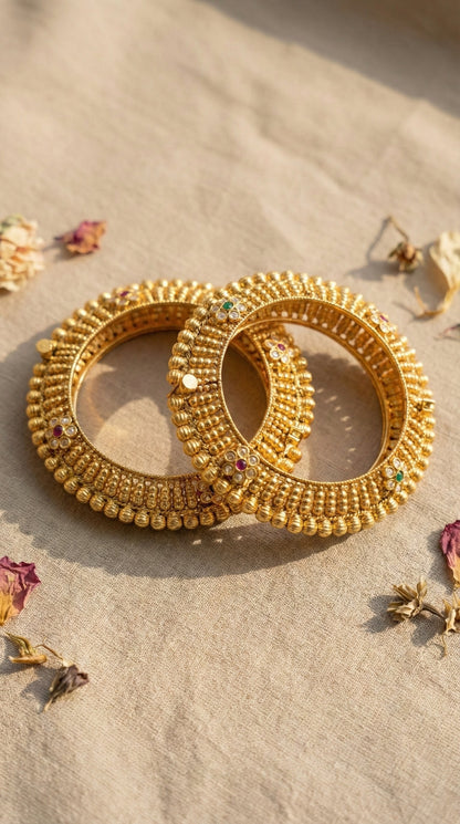Main display view of the traditional Tia Rajwadi Pacheli Bangles (Openable)