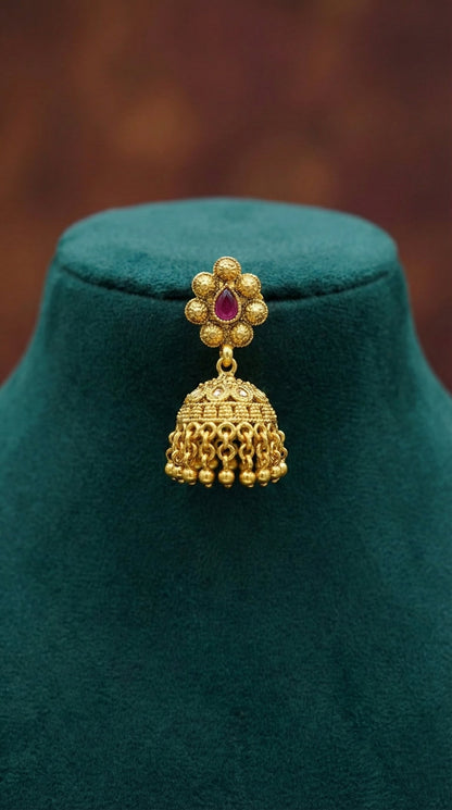 Alternate styling layout profile of Trisha Heritage Choker Necklace