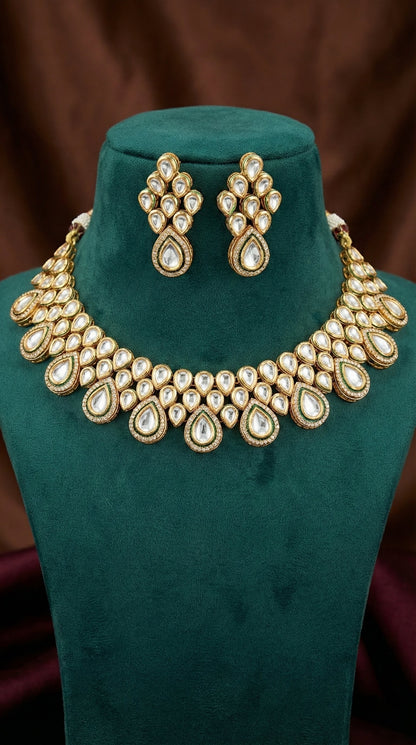 Detailed craftsmanship close up view of Mishti Premium Kundan Necklace
