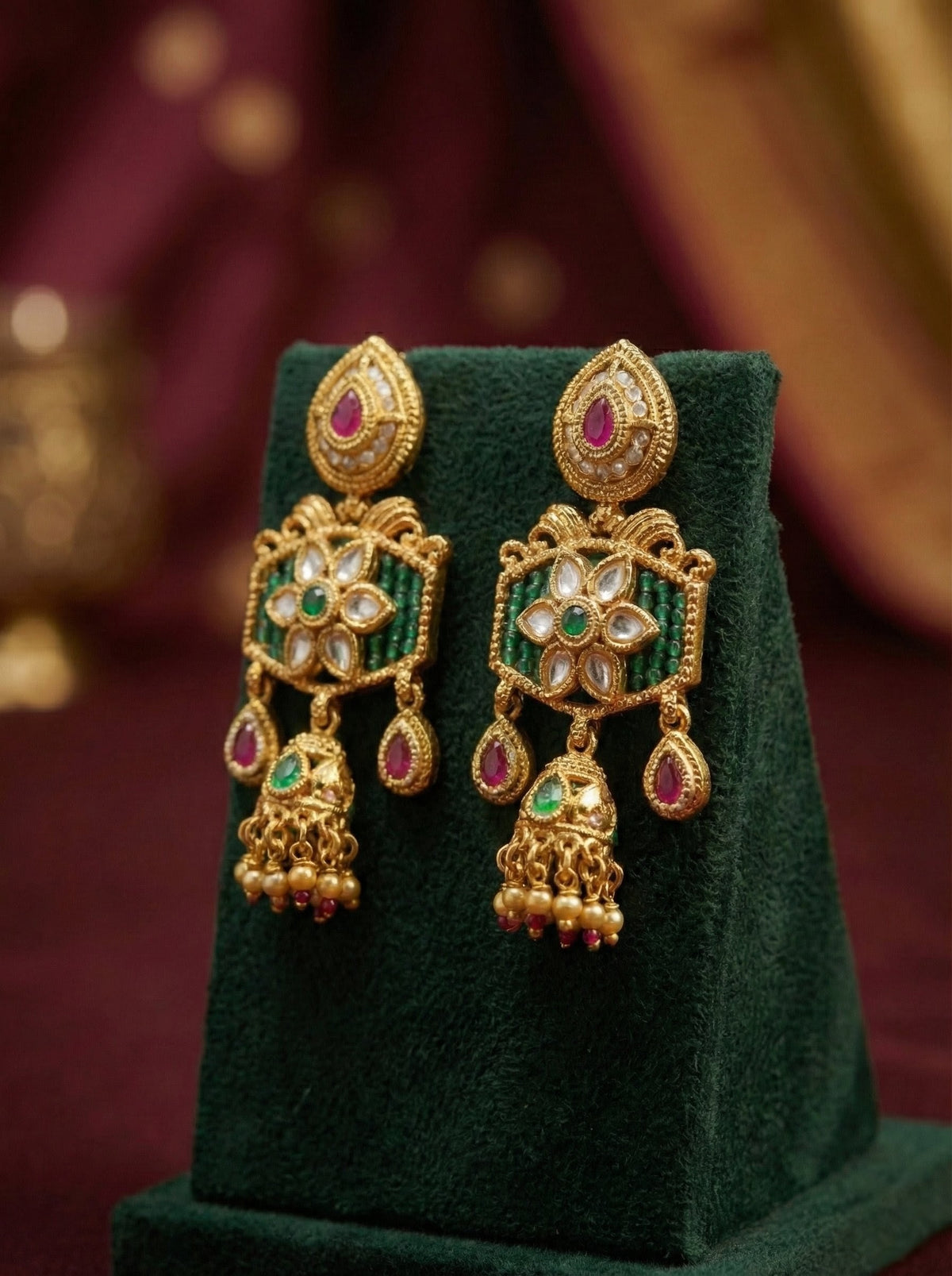 Alternate styling layout profile of Suchi Elegant Heritage Necklace