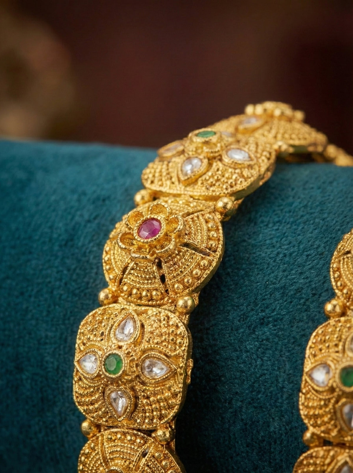 Alternate styling layout profile of Madhu Antique Rajwadi Bangles (Openable)
