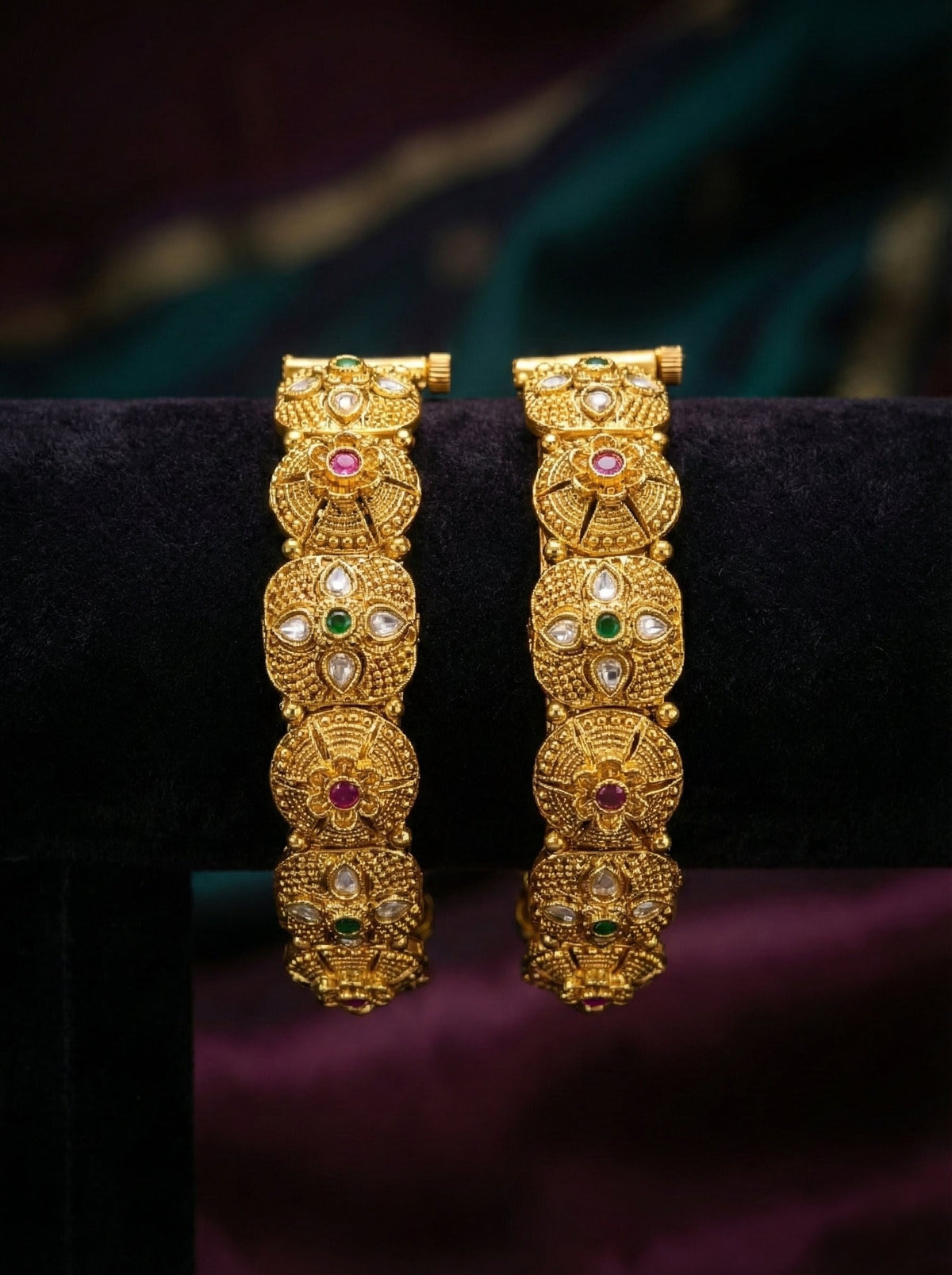 Alternate styling layout profile of Madhu Antique Rajwadi Bangles (Openable)