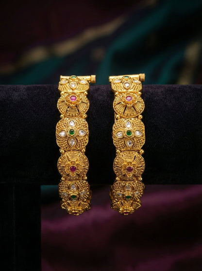 Alternate styling layout profile of Madhu Antique Rajwadi Bangles (Openable)
