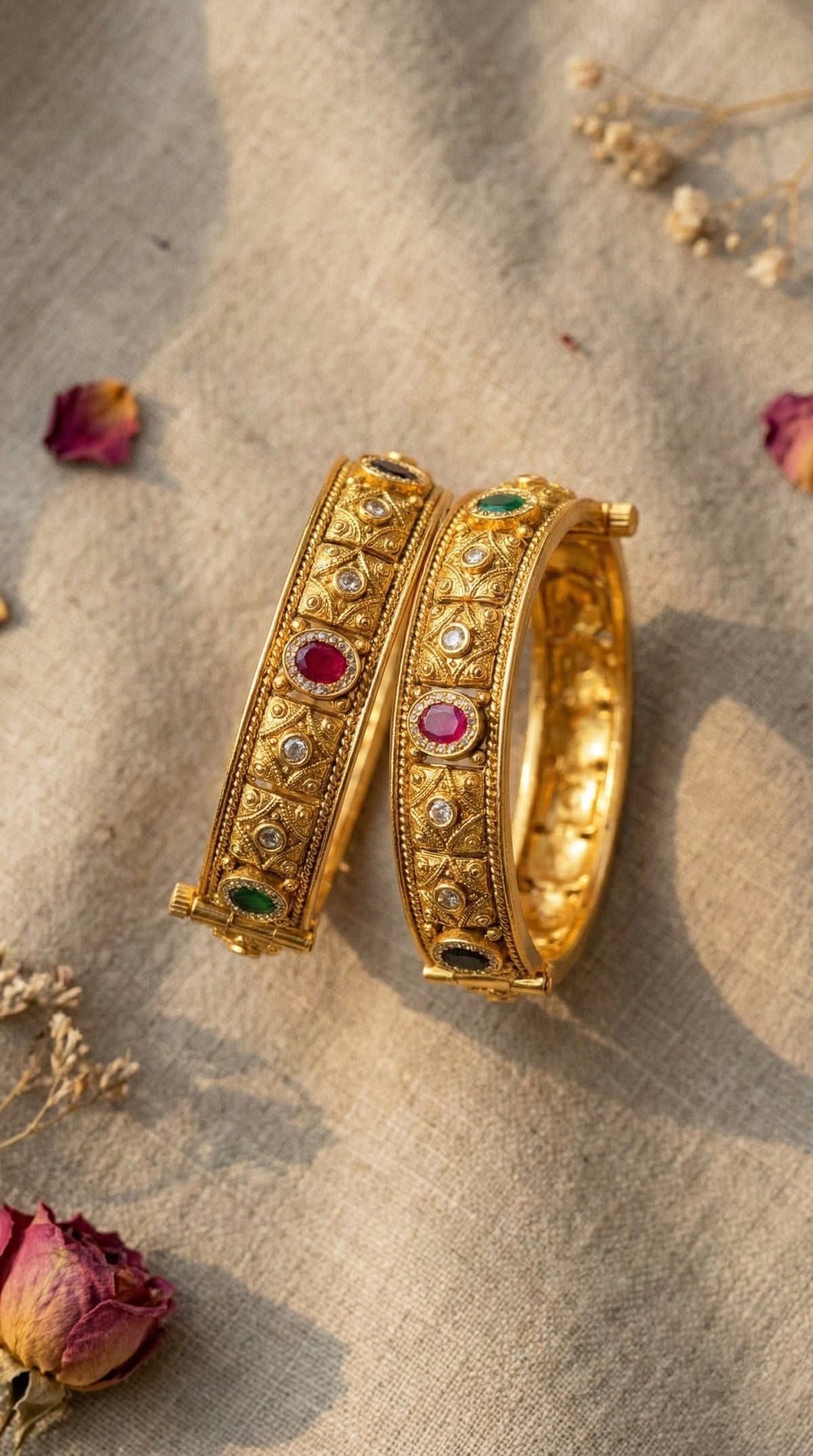 Main display view of the traditional Alka Premium Swaroski Bangles (Openable)