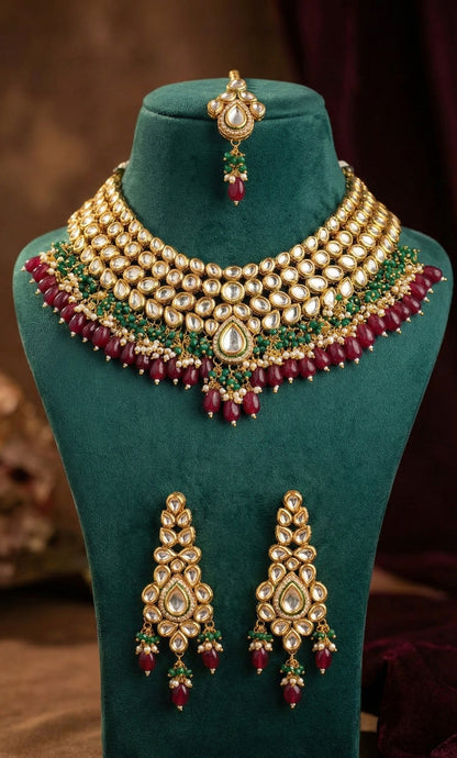 Detailed craftsmanship close up view of Vasudha Premium Kundan Necklace with Maang Tika