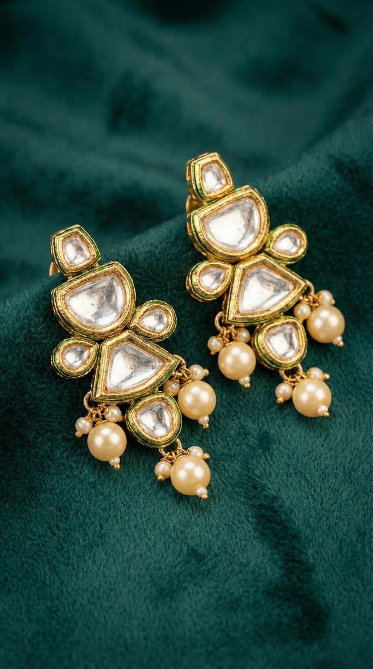 Alternate styling layout profile of Ziva Premium Kundan Necklace