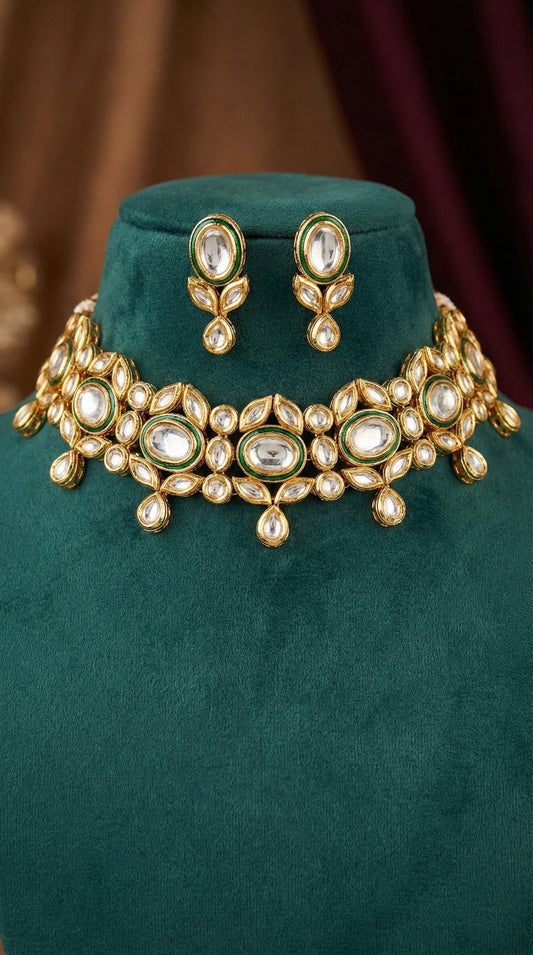 Detailed craftsmanship close up view of Nalini Premium Kundan Necklace