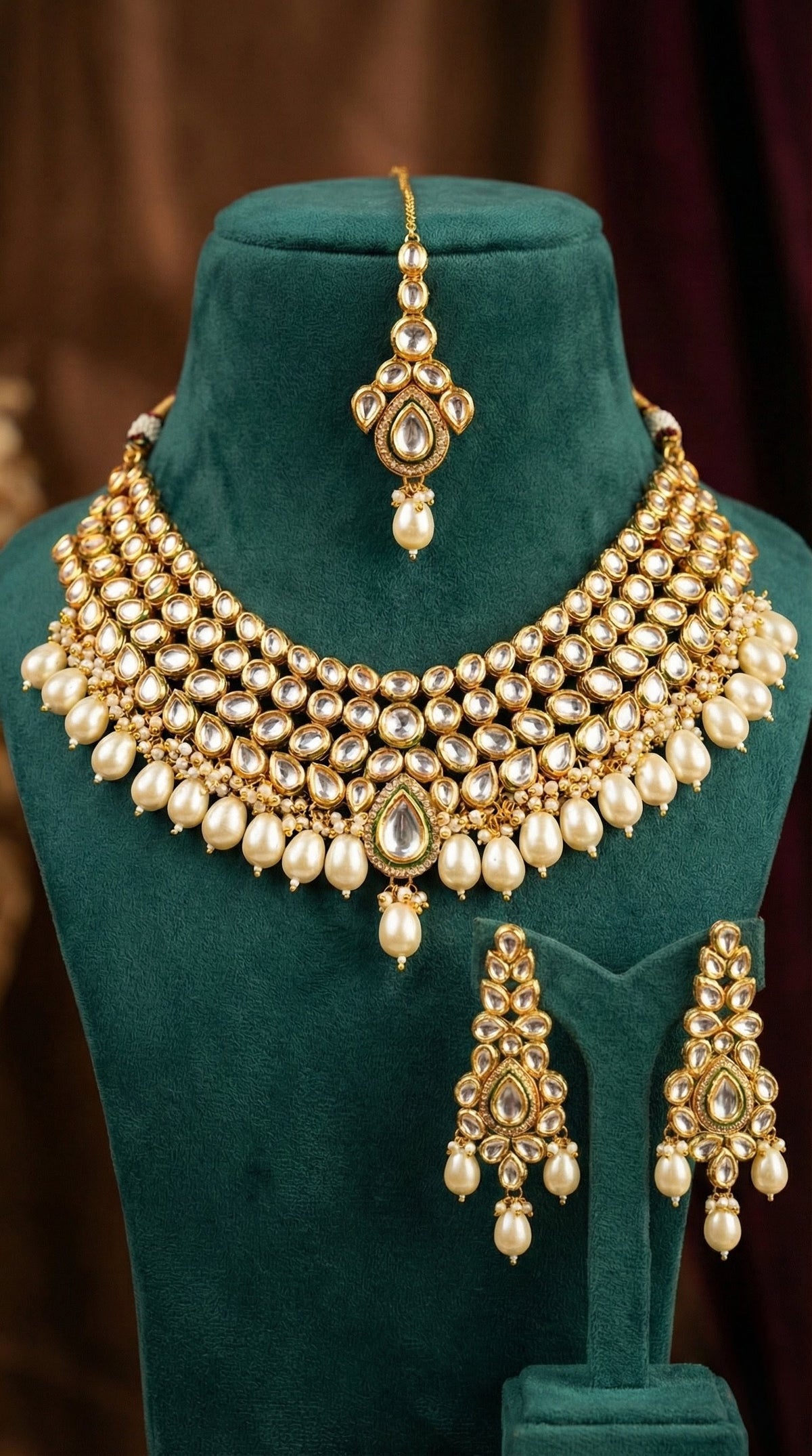 Detailed craftsmanship close up view of Nitya Premium Kundan Necklace With Maang Tika