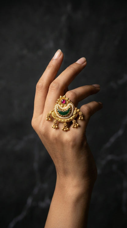 Detailed craftsmanship close up view of Kriti Heritage Finger Ring