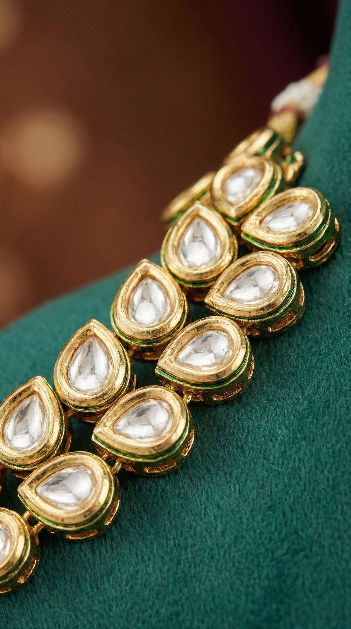 Alternate styling layout profile of Somya Premium Kundan Necklace