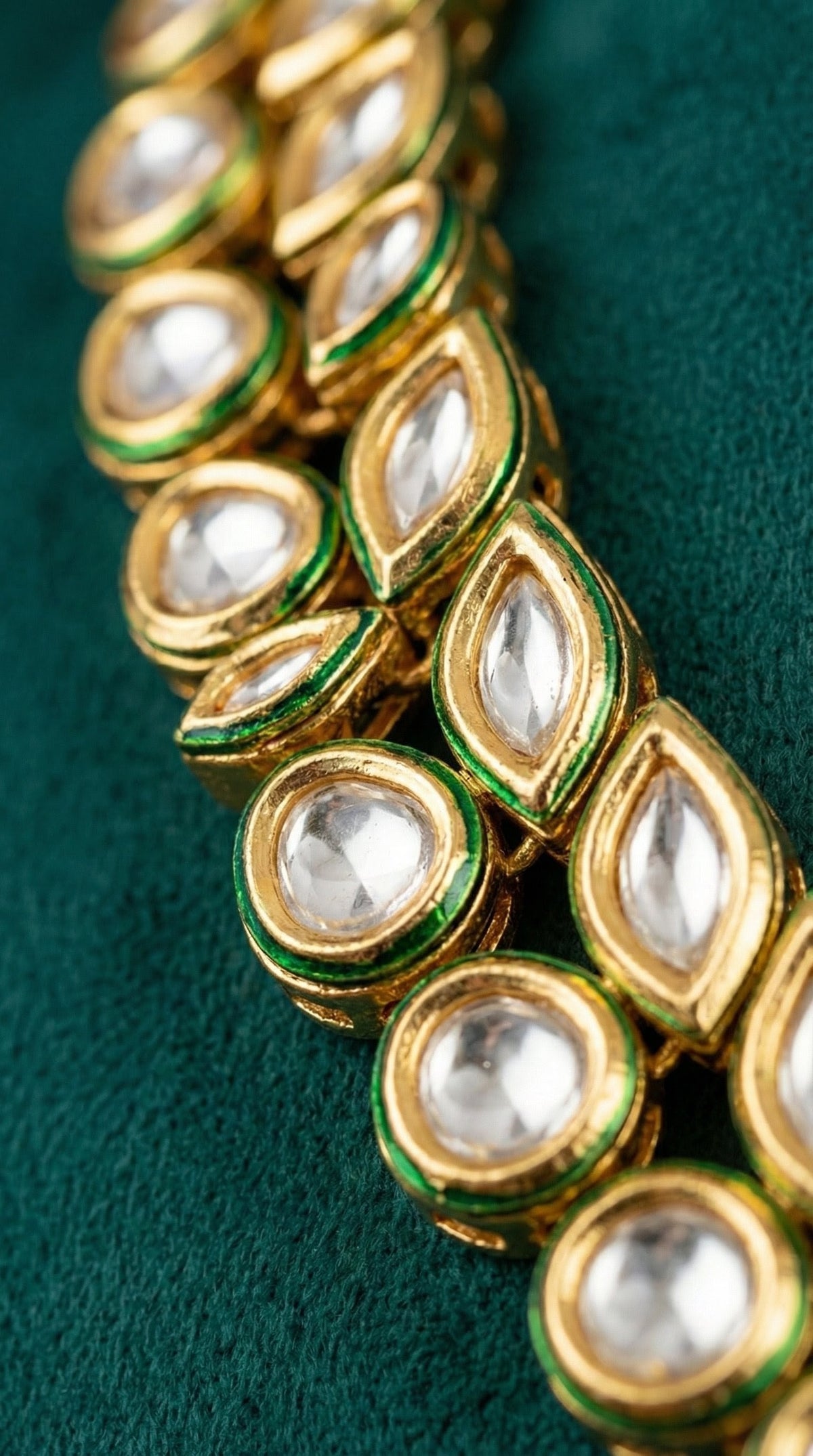 Alternate styling layout profile of Neha Premium Kundan Necklace