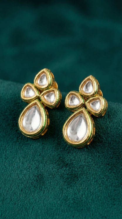 Alternate styling layout profile of Neha Premium Kundan Necklace