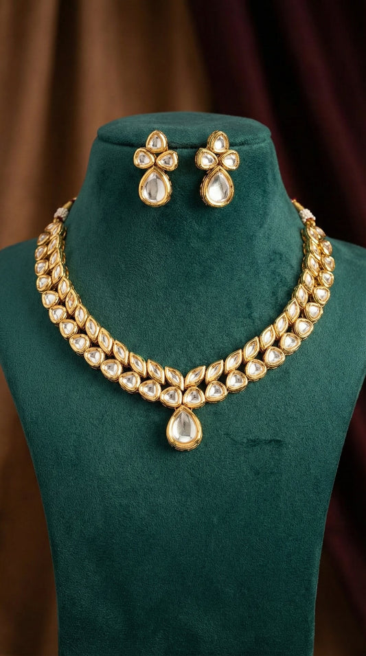 Detailed craftsmanship close up view of Neha Premium Kundan Necklace