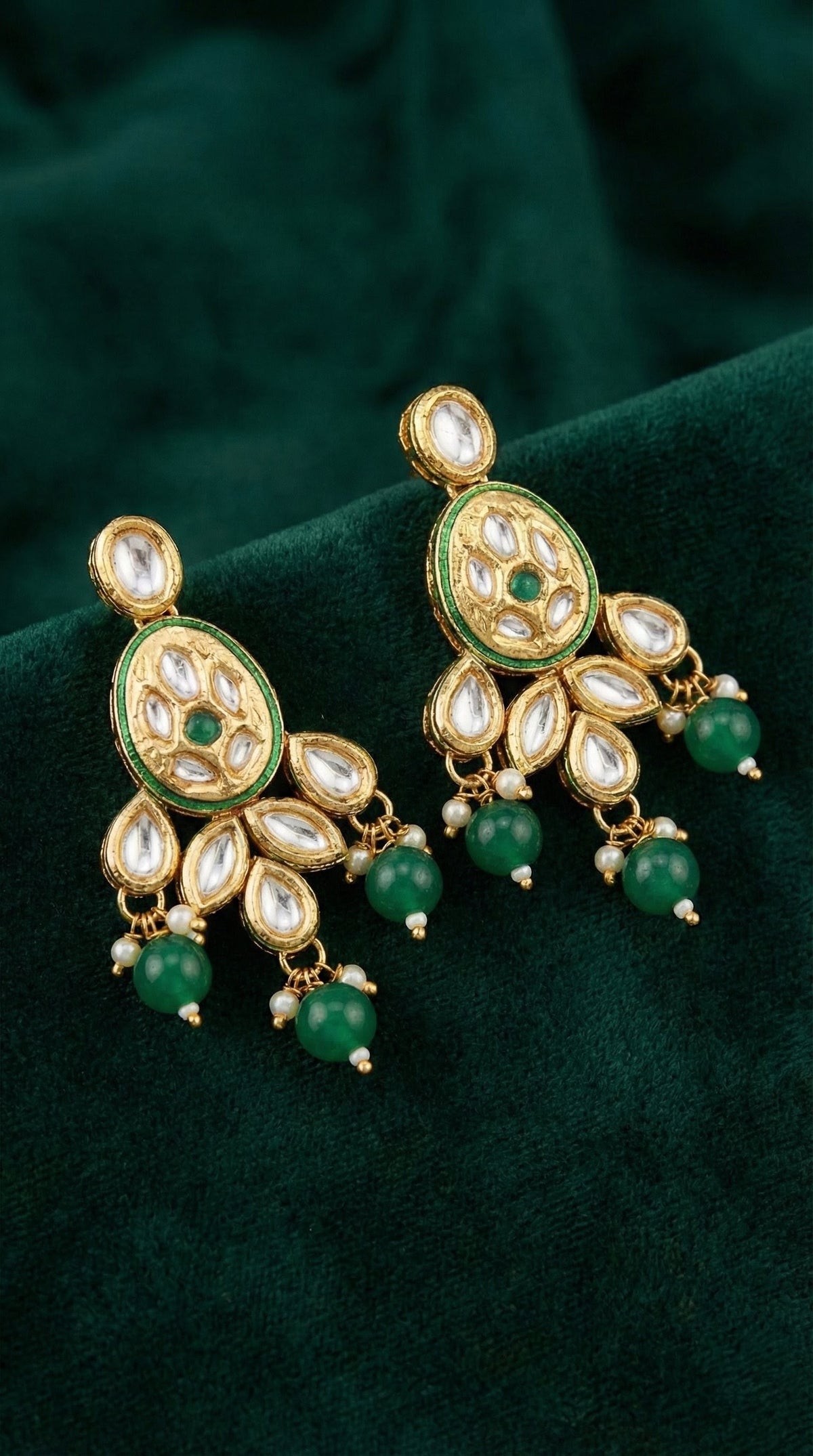 Alternate styling layout profile of Brinda Premium Kundan Necklace
