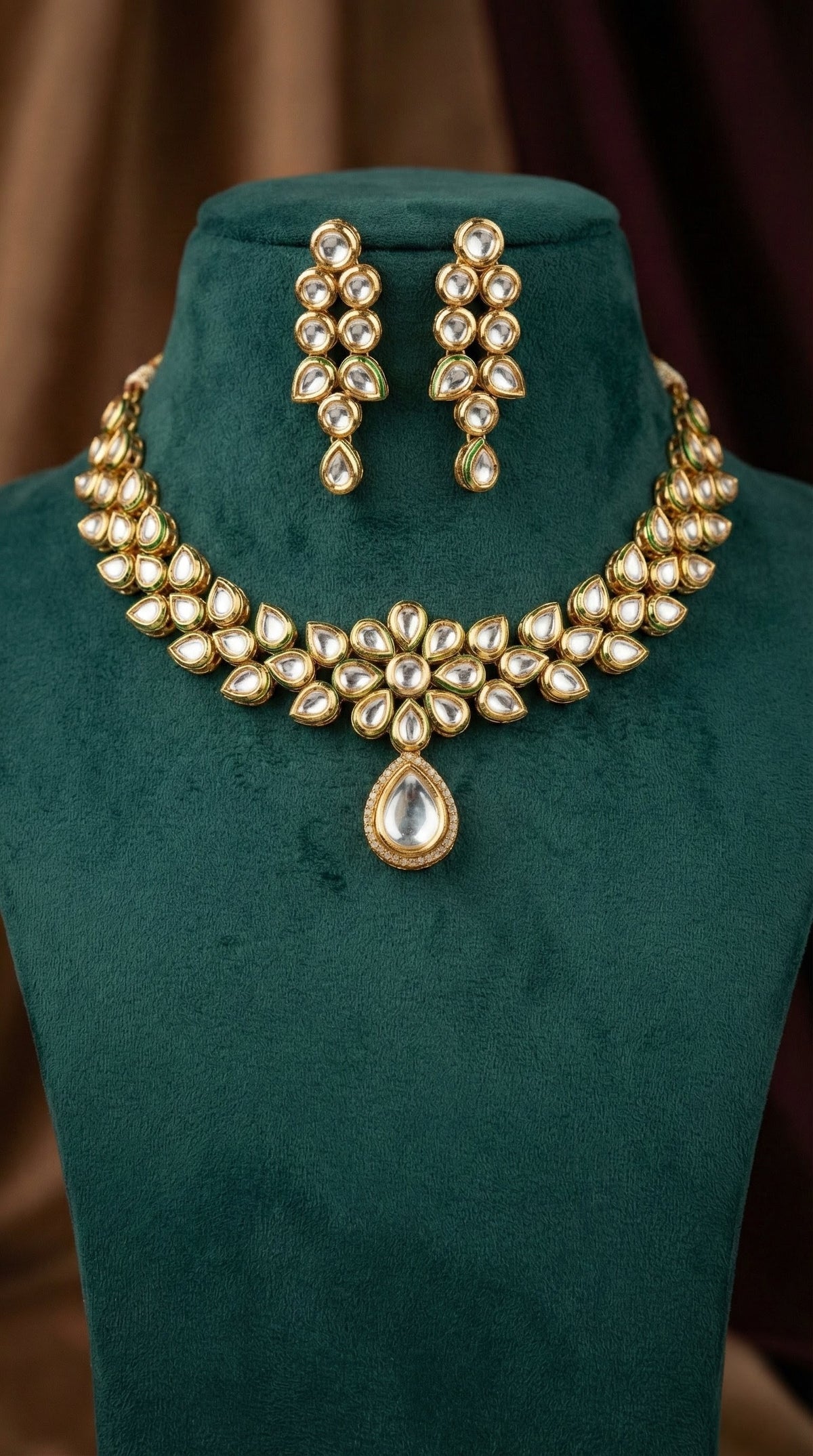 Detailed craftsmanship close up view of Chitra Premium Kundan Necklace