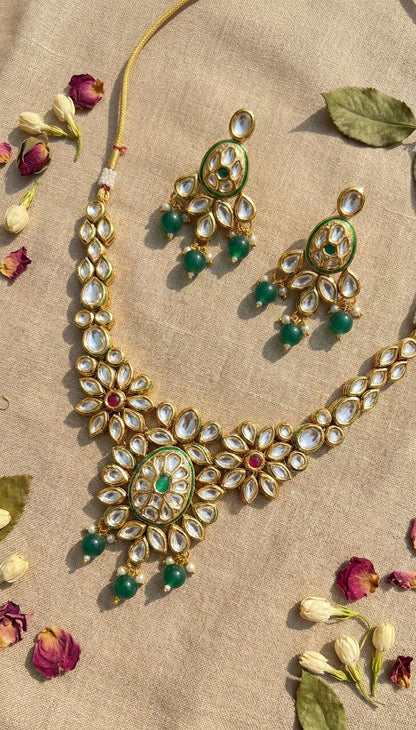 Main display view of the traditional Brinda Premium Kundan Necklace