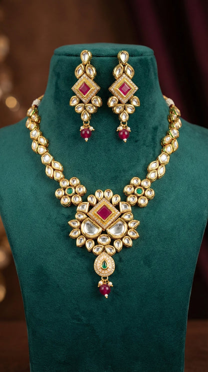 Detailed craftsmanship close up view of Damini Premium Kundan Necklace