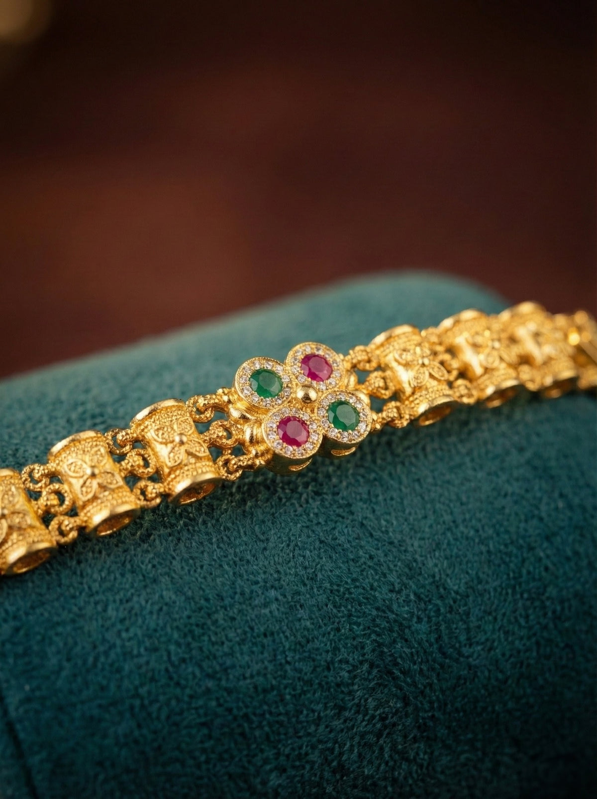 Alternate styling layout profile of Niti Antique Swaroski Bracelet