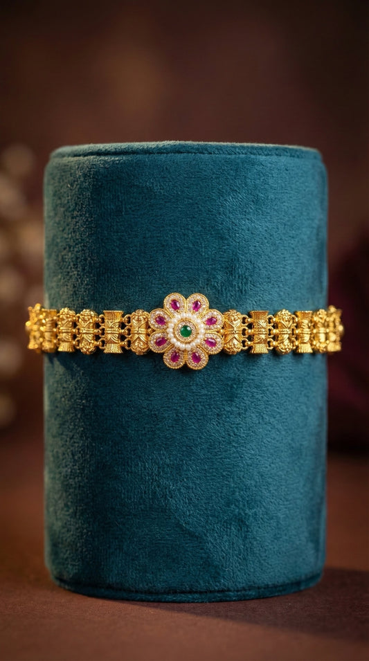 Detailed craftsmanship close up view of Pihu Premium Swaroski Bracelet