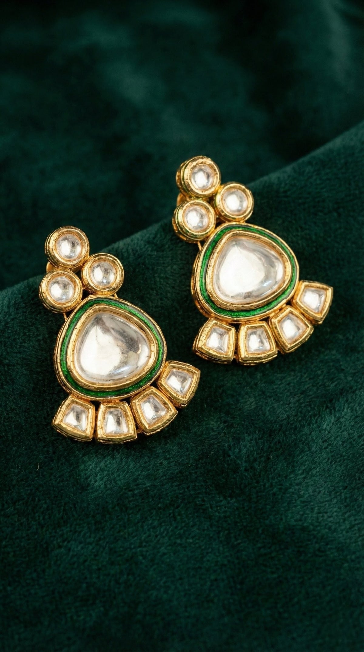 Alternate styling layout profile of Gayatri Premium Kundan Necklace