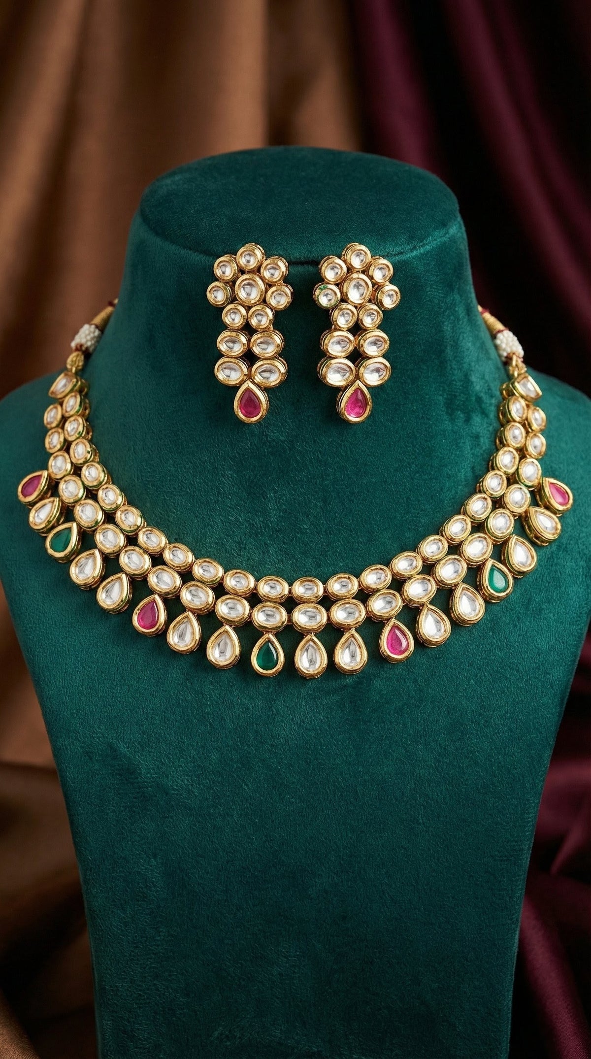 Detailed craftsmanship close up view of Jivika Premium Kundan Necklace