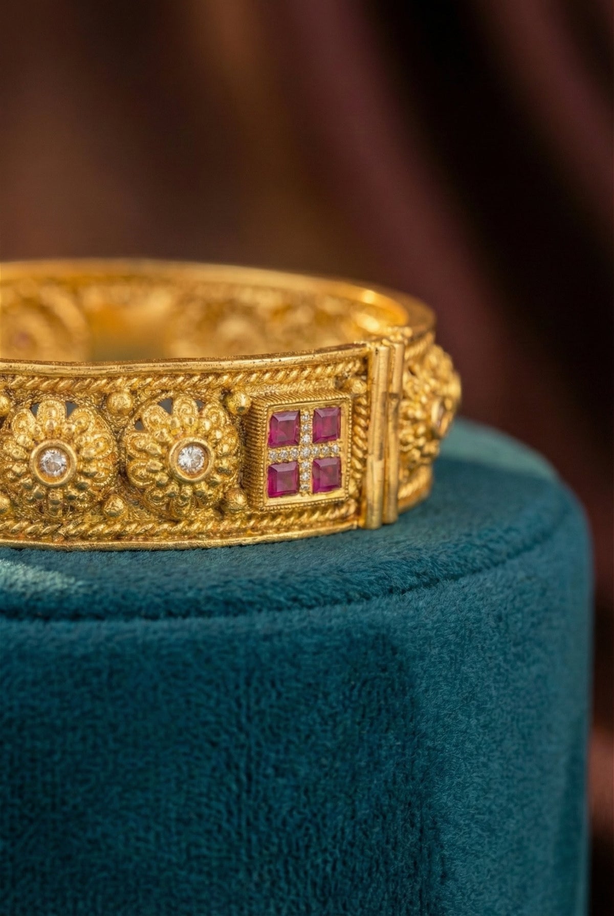 Alternate styling layout profile of Raveena Antique Swaroski Bangles (Openable)