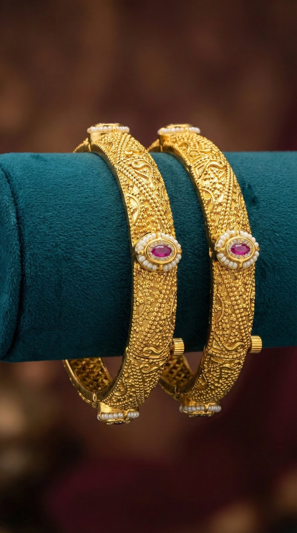 Detailed craftsmanship close up view of Parul Plain Gold look Swaroski Bangles (Openable)