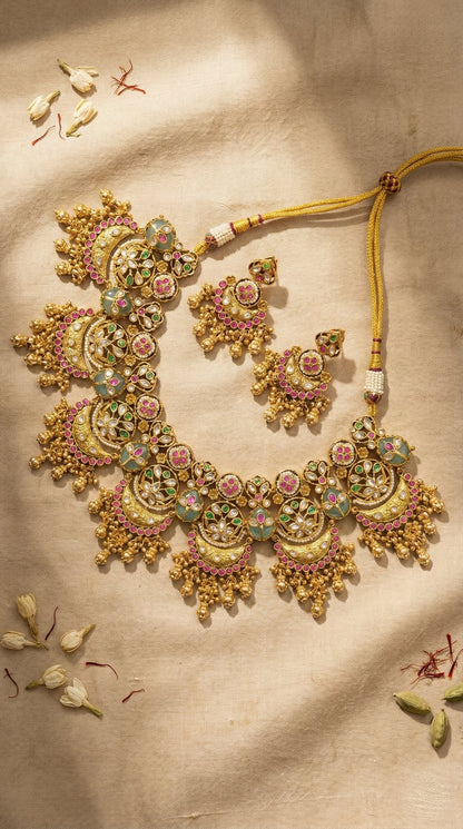 Main display view of the traditional Paloma Heritage Golden look Necklace Set
