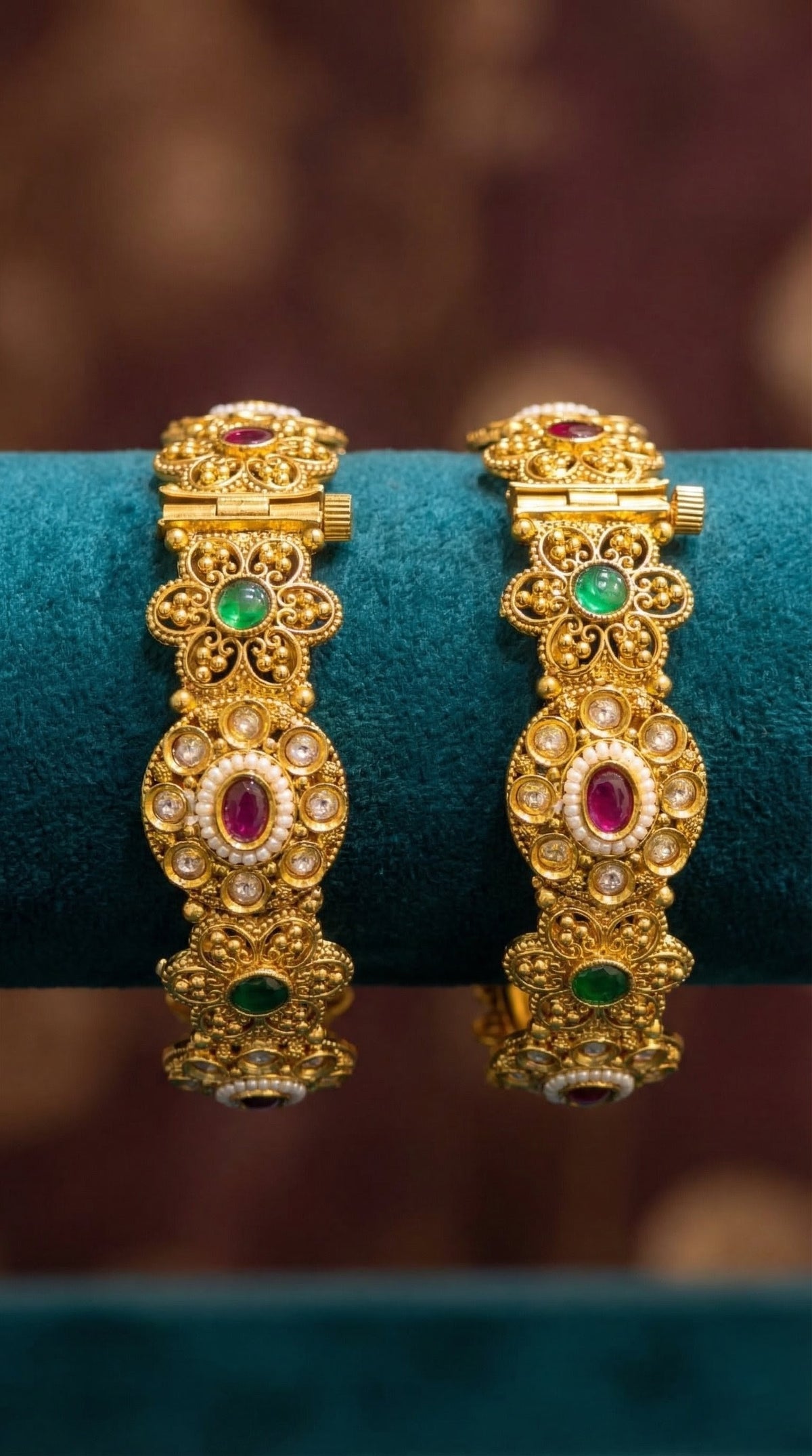 Alternate styling layout profile of Indri Rajwadi Bangles (Openable)